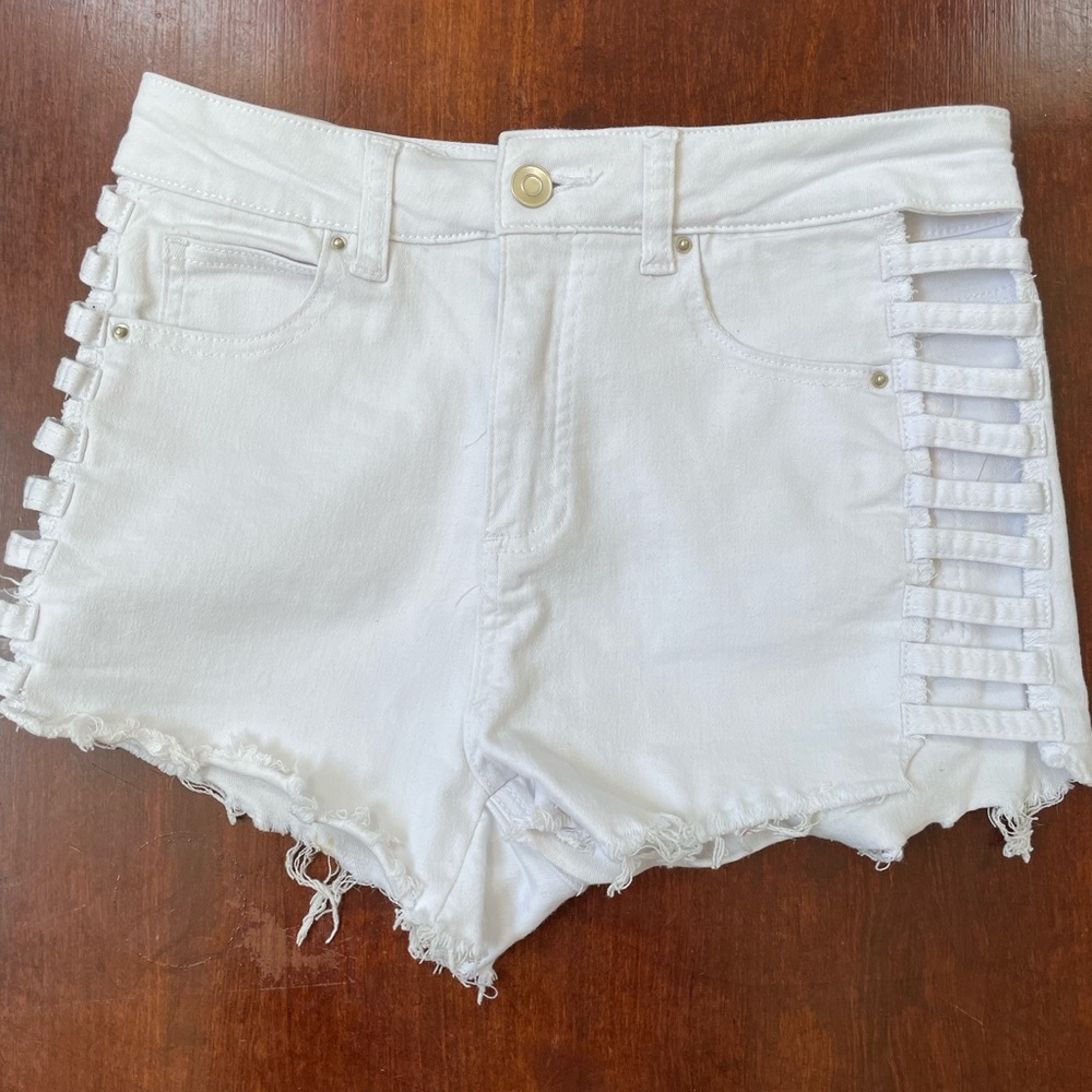 Windsor Side Cut Shorts